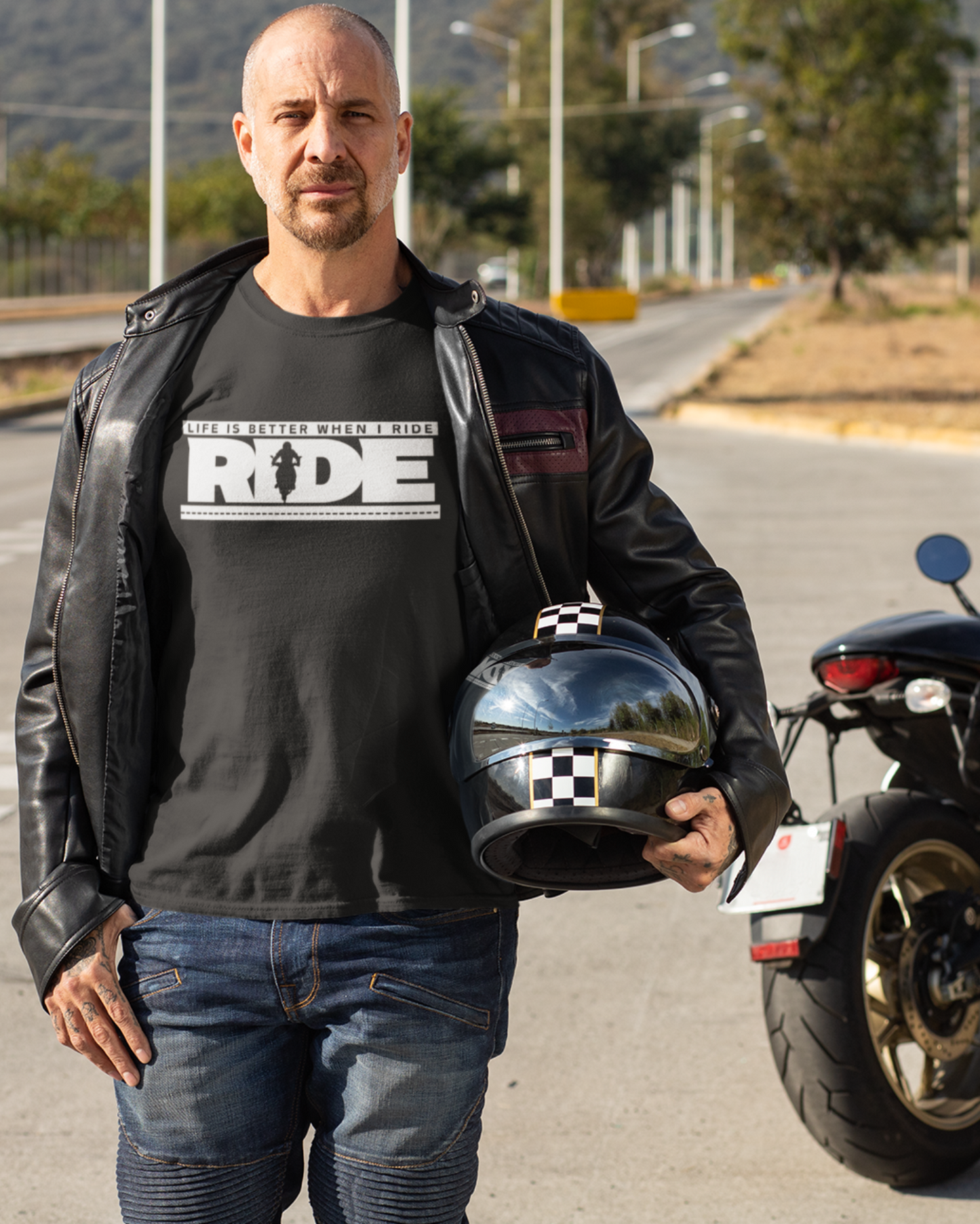 Life is Better When I Ride टी-शर्ट